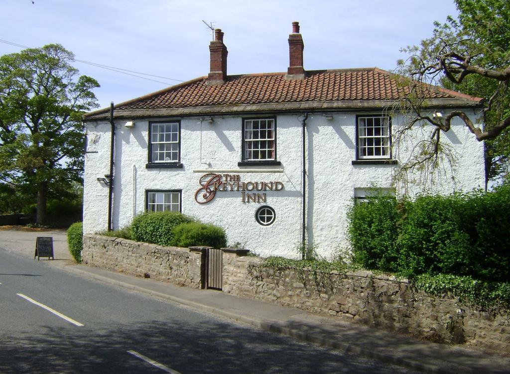 The Greyhound 3*