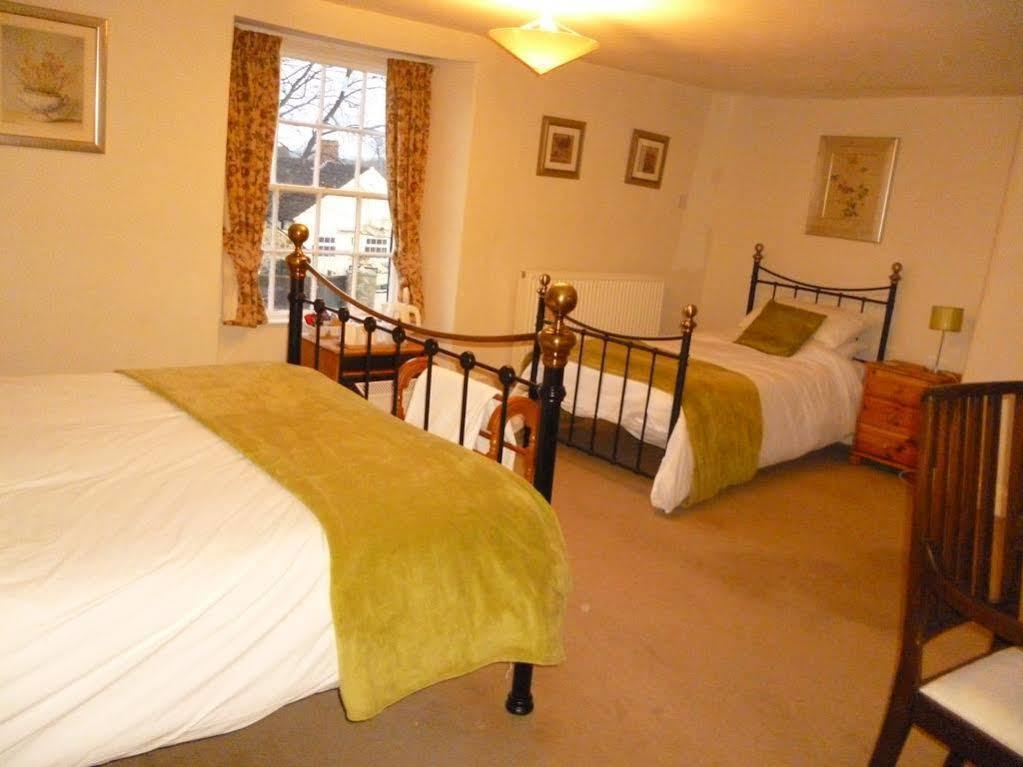 Inn Greyhound 3*